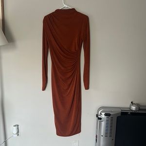 Alexia Admor Orange Ruched Dress 🧡